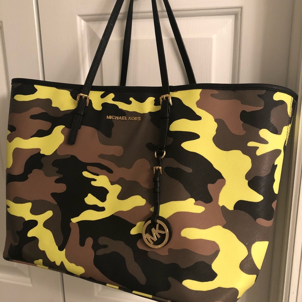 MK Purse